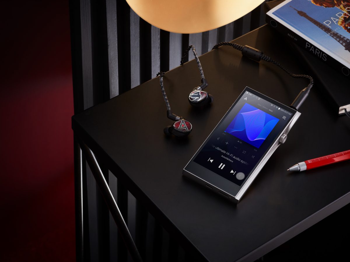 Astell&Kern introduces SE200: the world's first multi-DAC digital